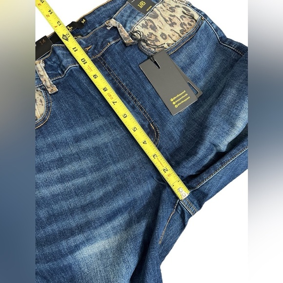 Lucky & Blessed Women’s Leopard Cuffed Denim Flare Jeans - Picture 10 of 13